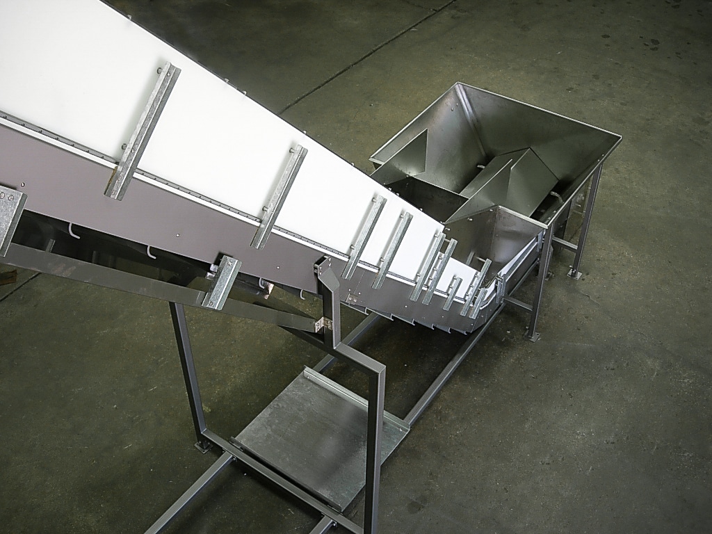 Dogfood Elevator Hopper | Custom Conveyors | Laughlin Conveyor